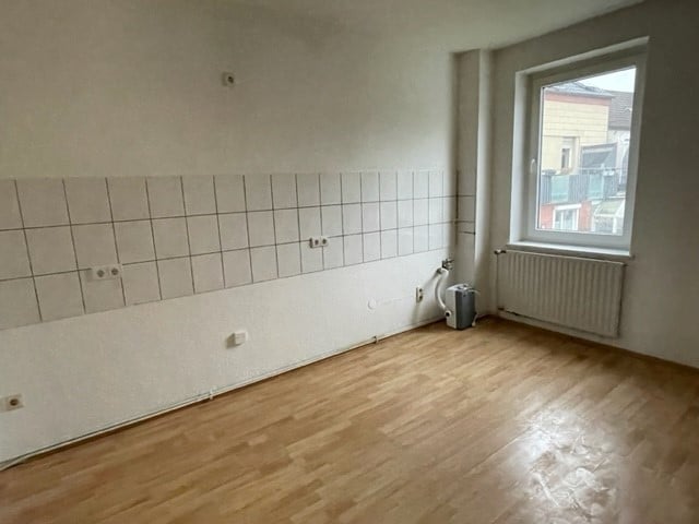 Zentral gelegene 3-Zimmer-Wohnung in Neheim - Küche